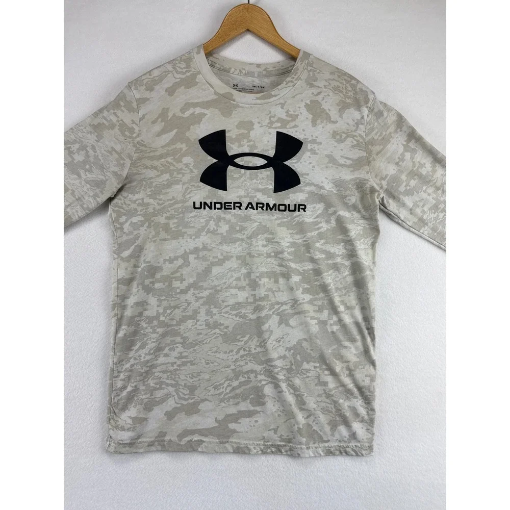Under Armour Camo Long‎ Sleeve Shirt Kids Small Tan Digital Camouflage Tee